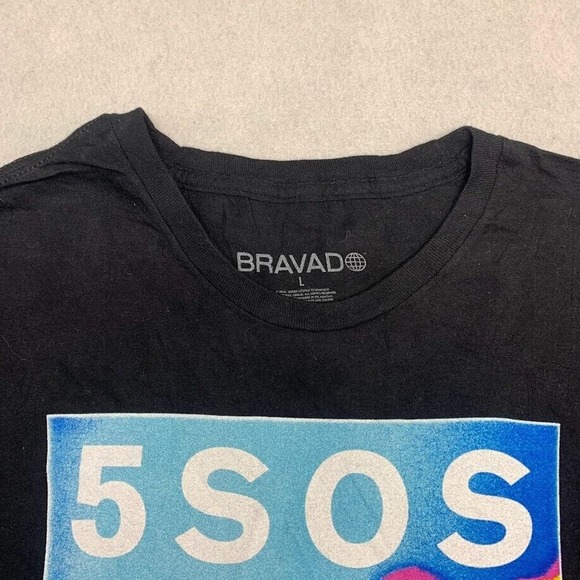5 Seconds Of Summer Graphic Band Tee Thrifted Vintage Style Size L - Picture 7 of 8